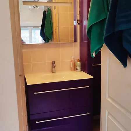 Homestay Pour Ou Deux Personnes La Courneuve