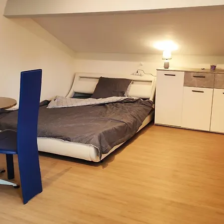 Pour Ou Deux Personnes Homestay La Courneuve